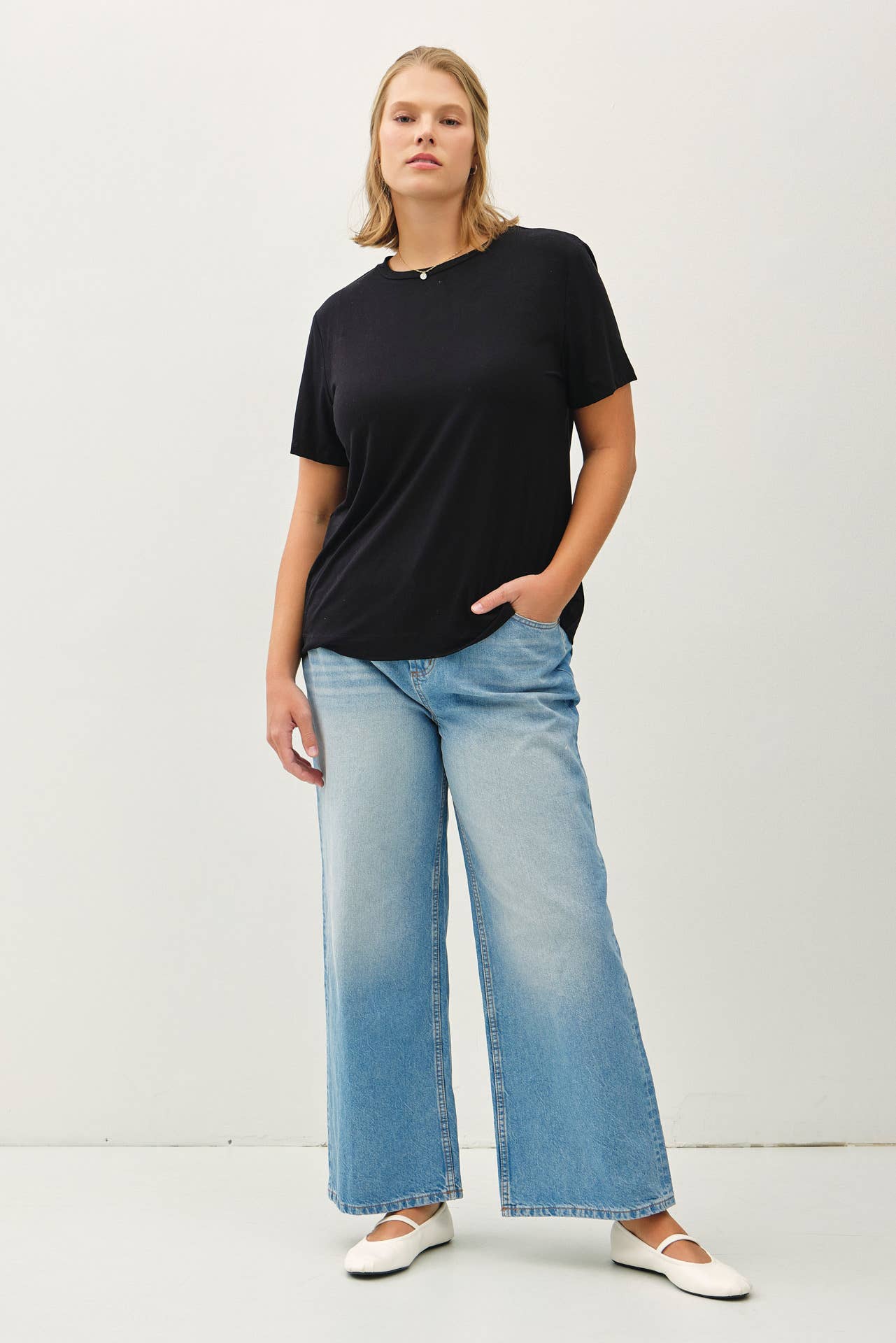 Mia Tee (Curvy)