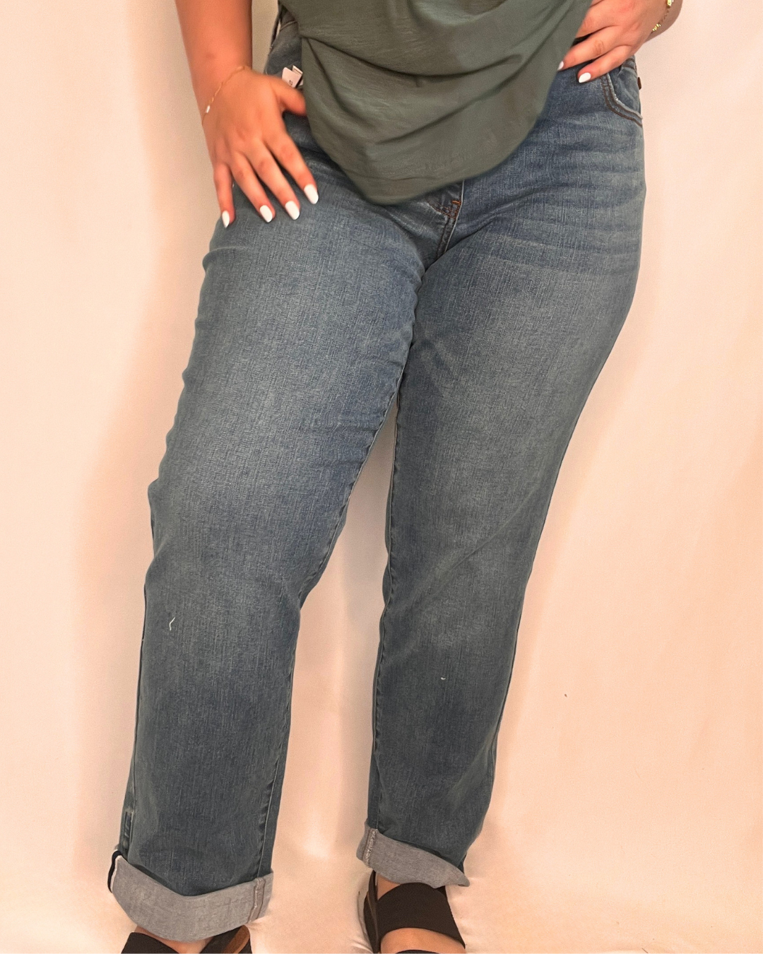 Upright Jeans