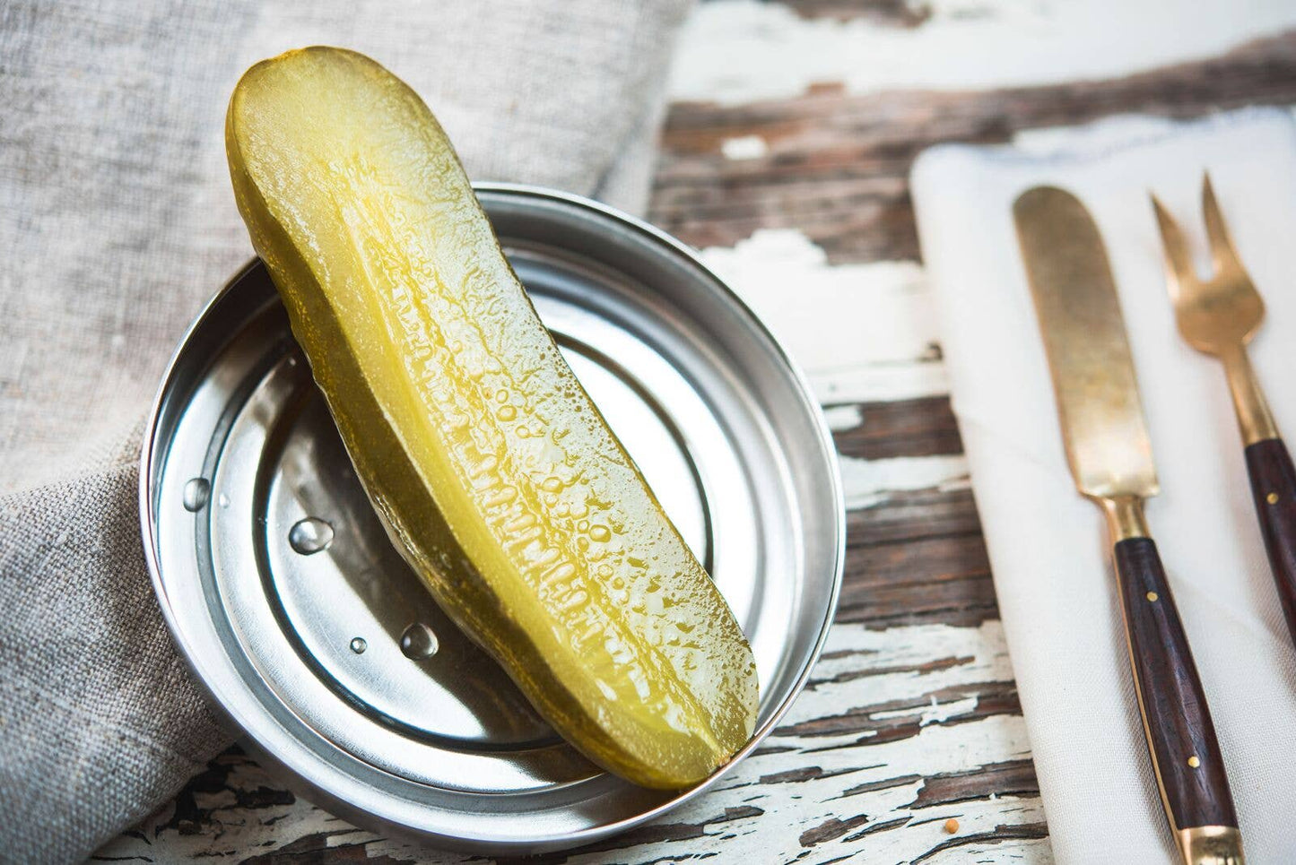 Home-style Garlic Dill Pickles