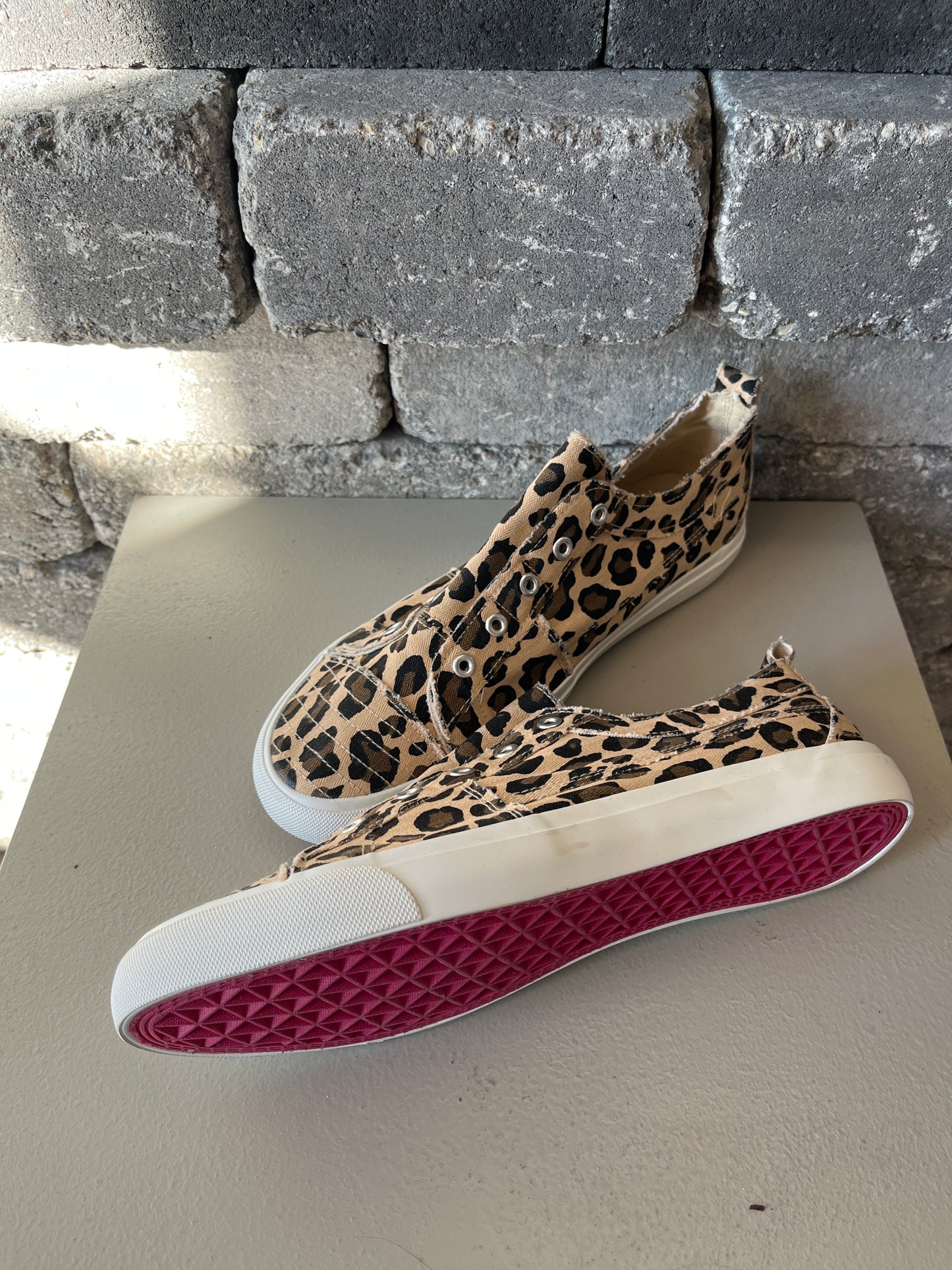 No Lace Sneakers