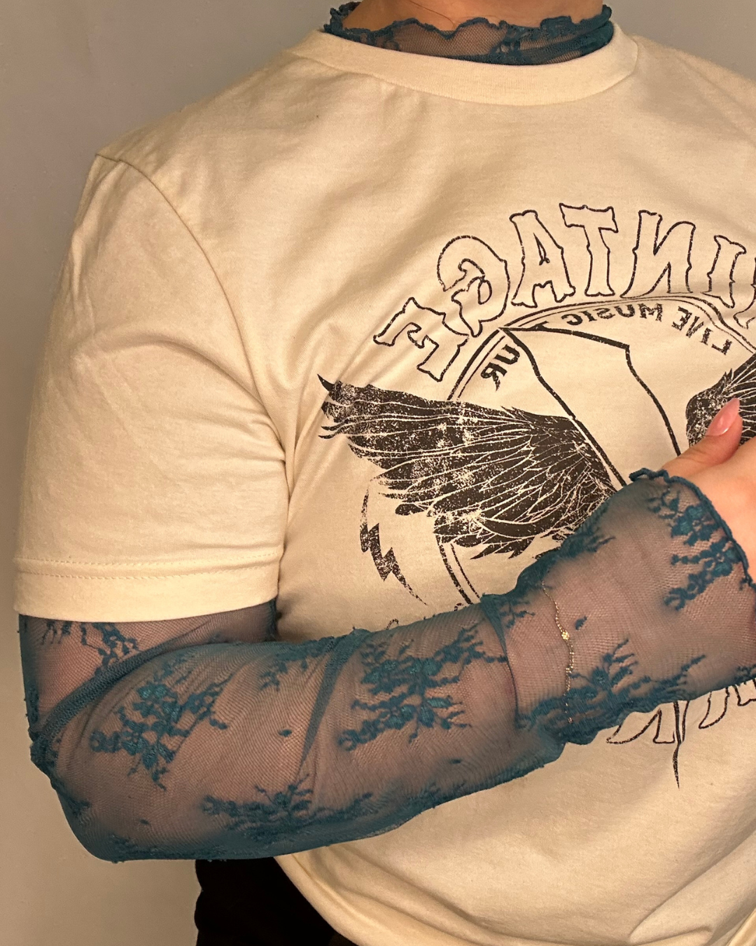 Seattle Lace Long Sleeve