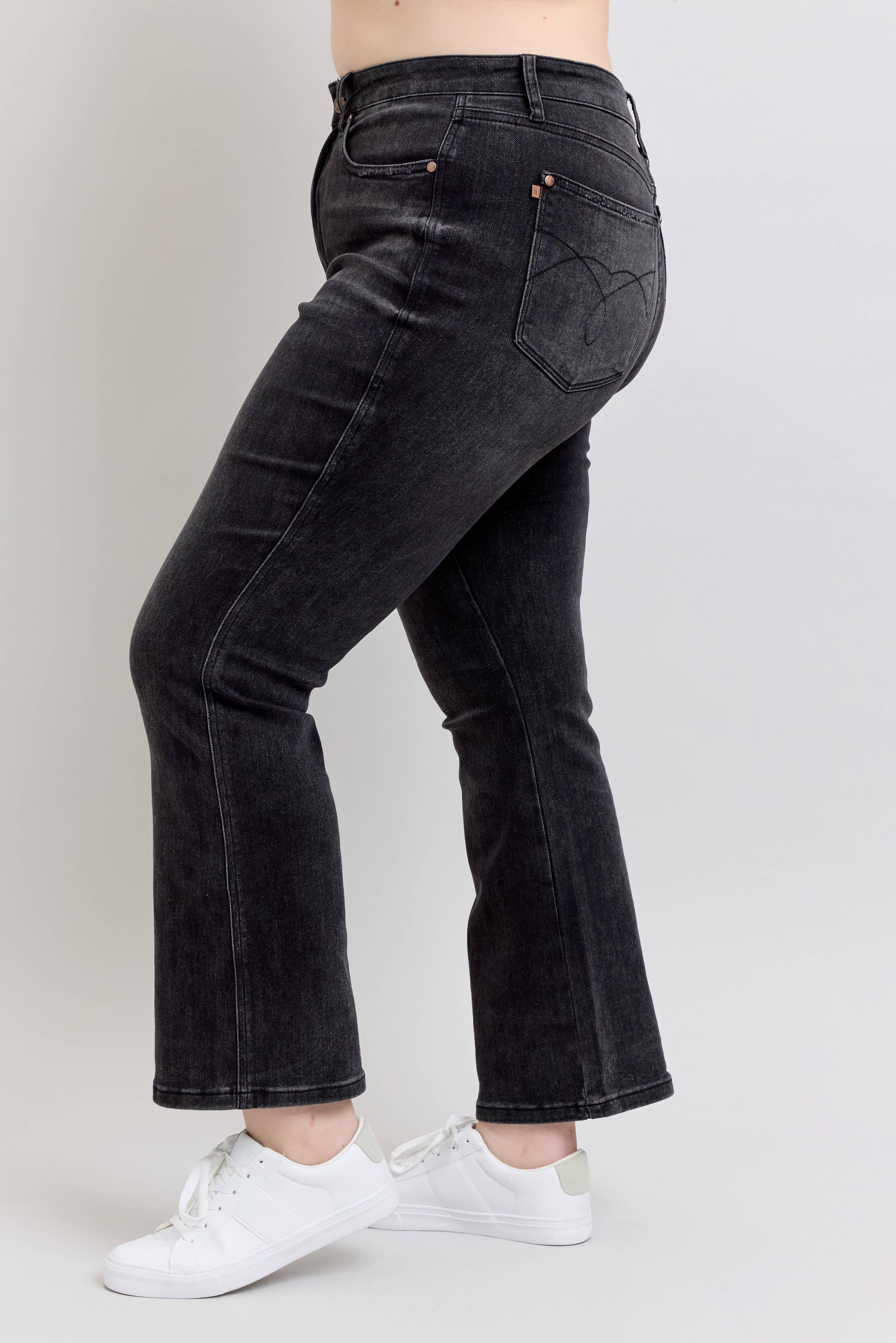 Blackout Jeans (Curvy)