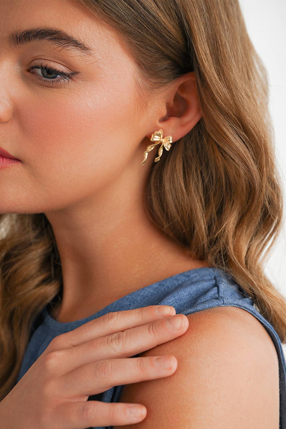 Gold Bow Knot Earrings