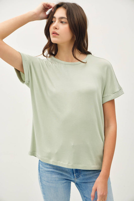 Flowy Basic T-Shirt