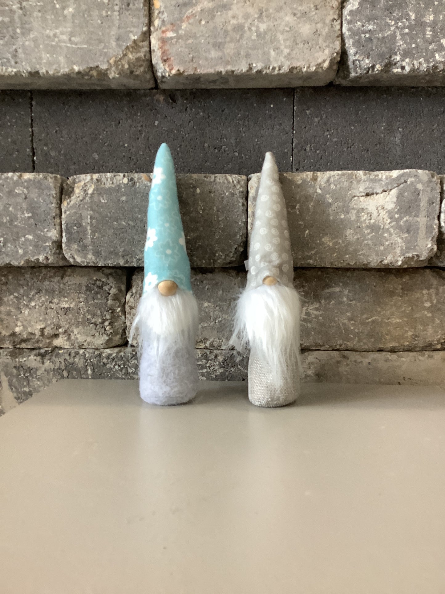 Gnome spring