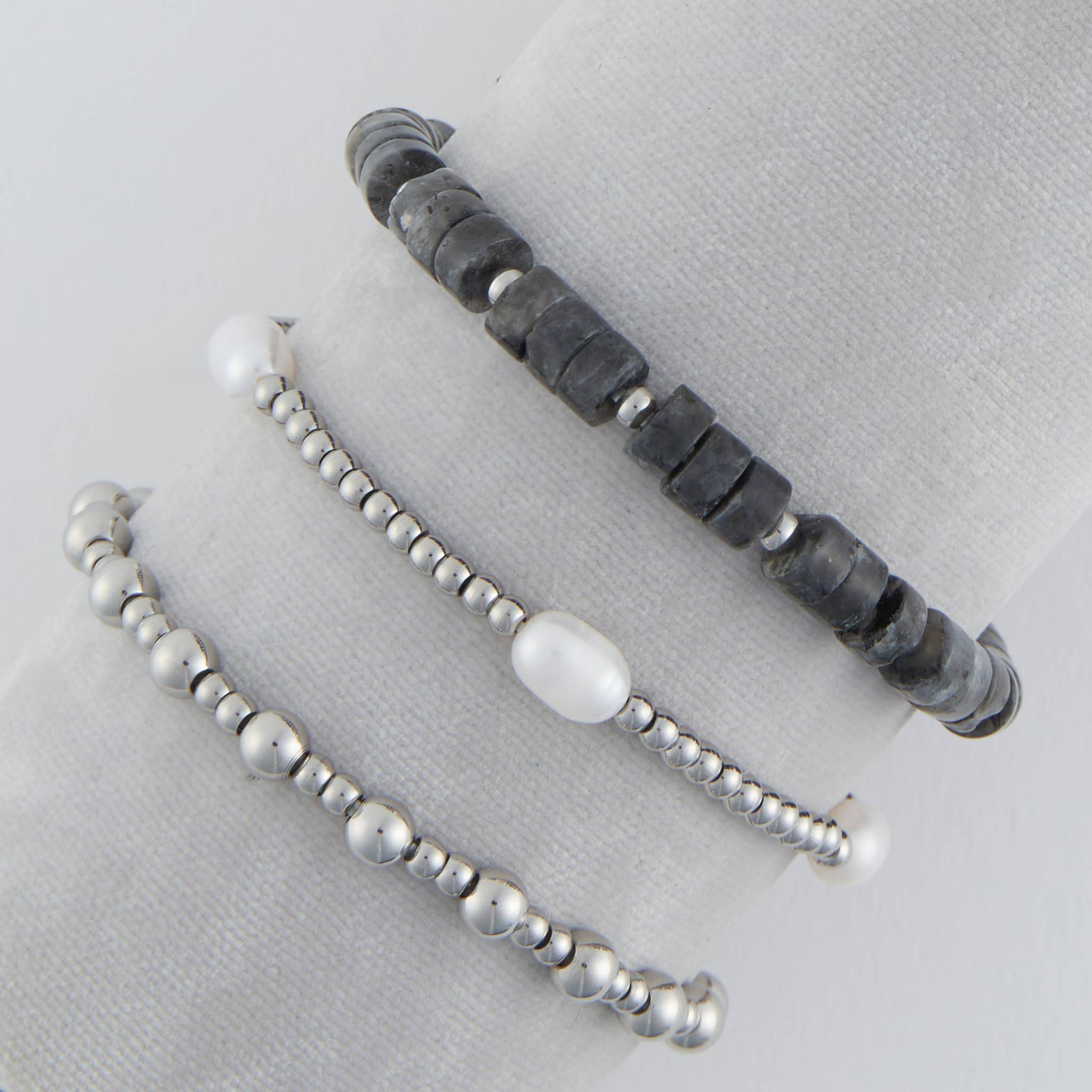 Pearl Bracelet Set