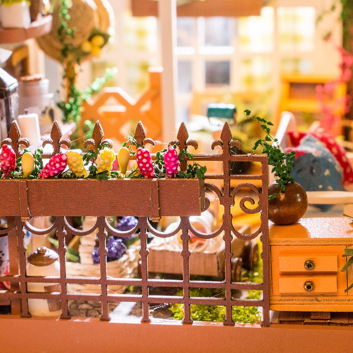 DIY Miniature House Kit: Miller's Garden