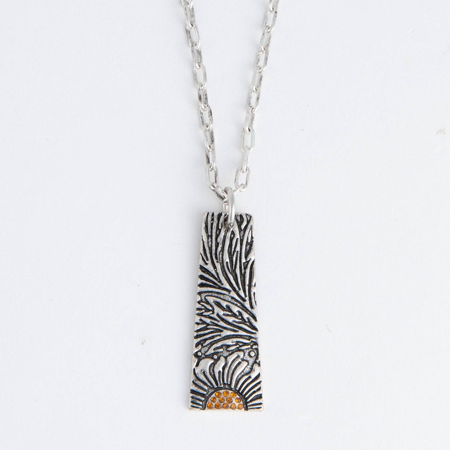 Dahlia Bar Necklace