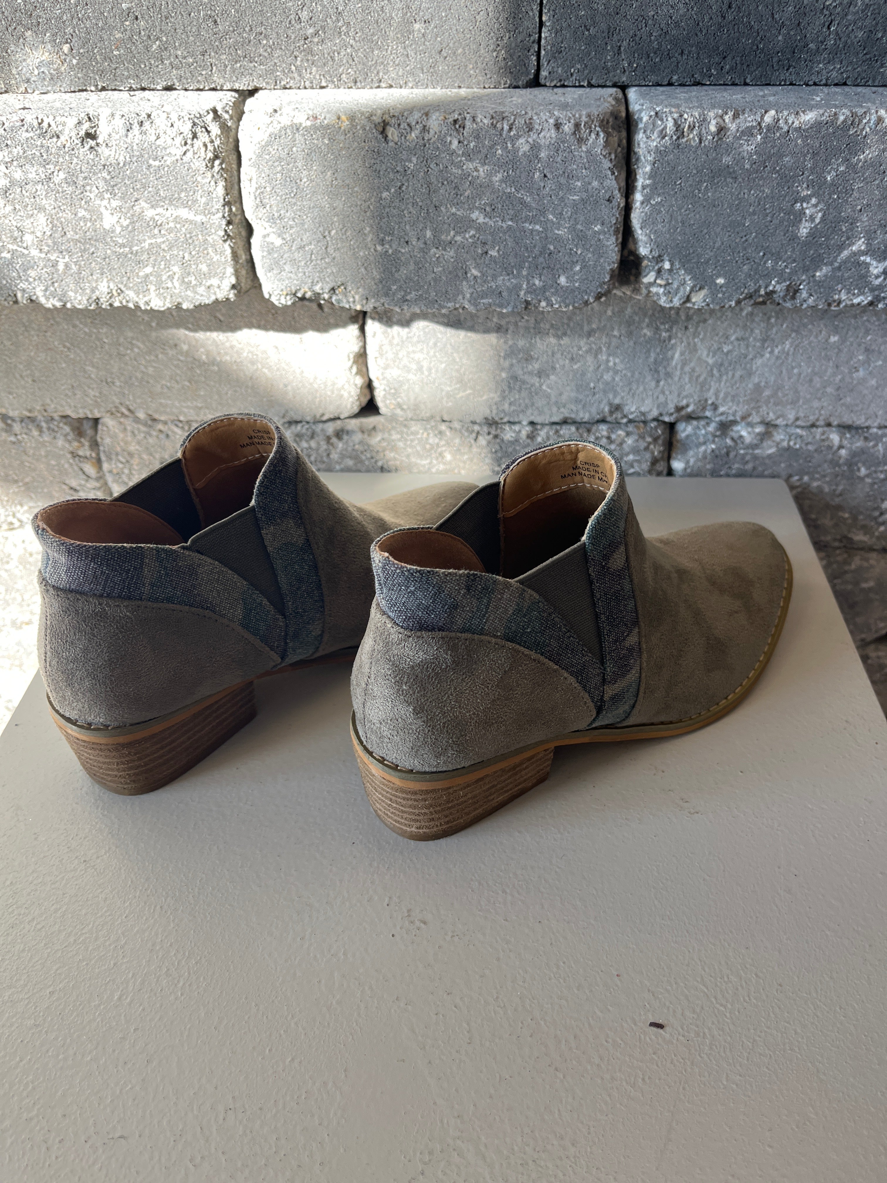Crisp Camo Boot