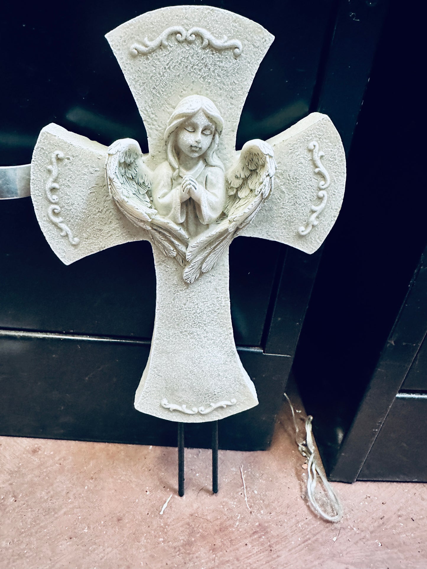 Angel Cross Pick