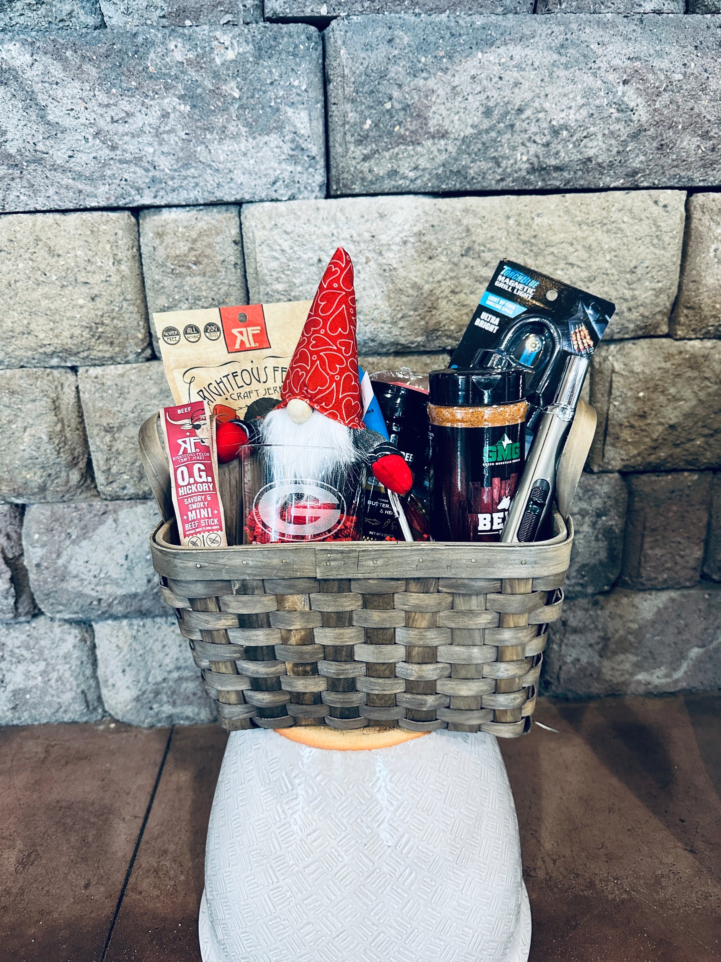 Valentine's Day Basket - 100