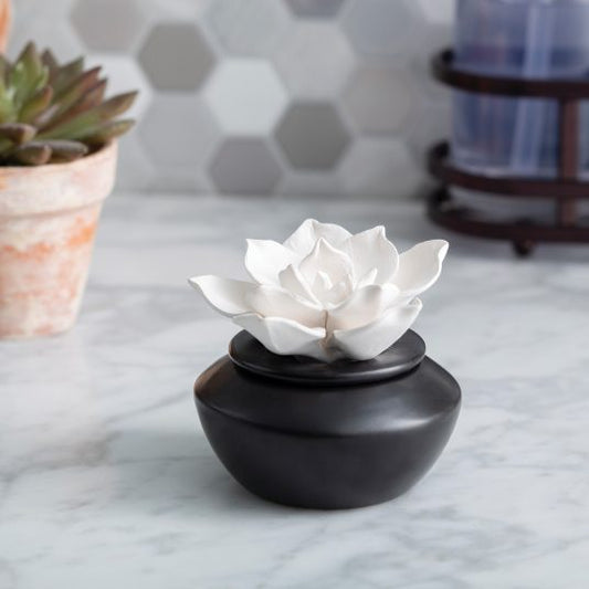 Gardenia Diffuser w/ Peppermint Oil
