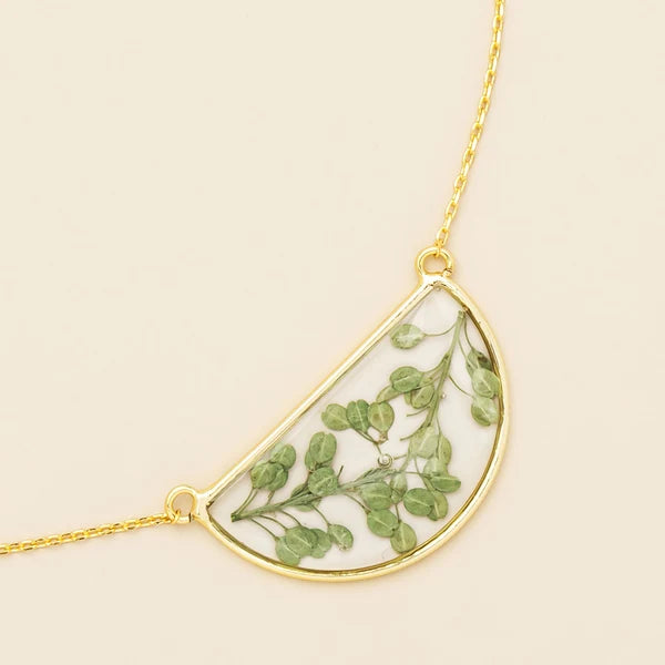 Pressed Floral Necklace - Green Peppergrass