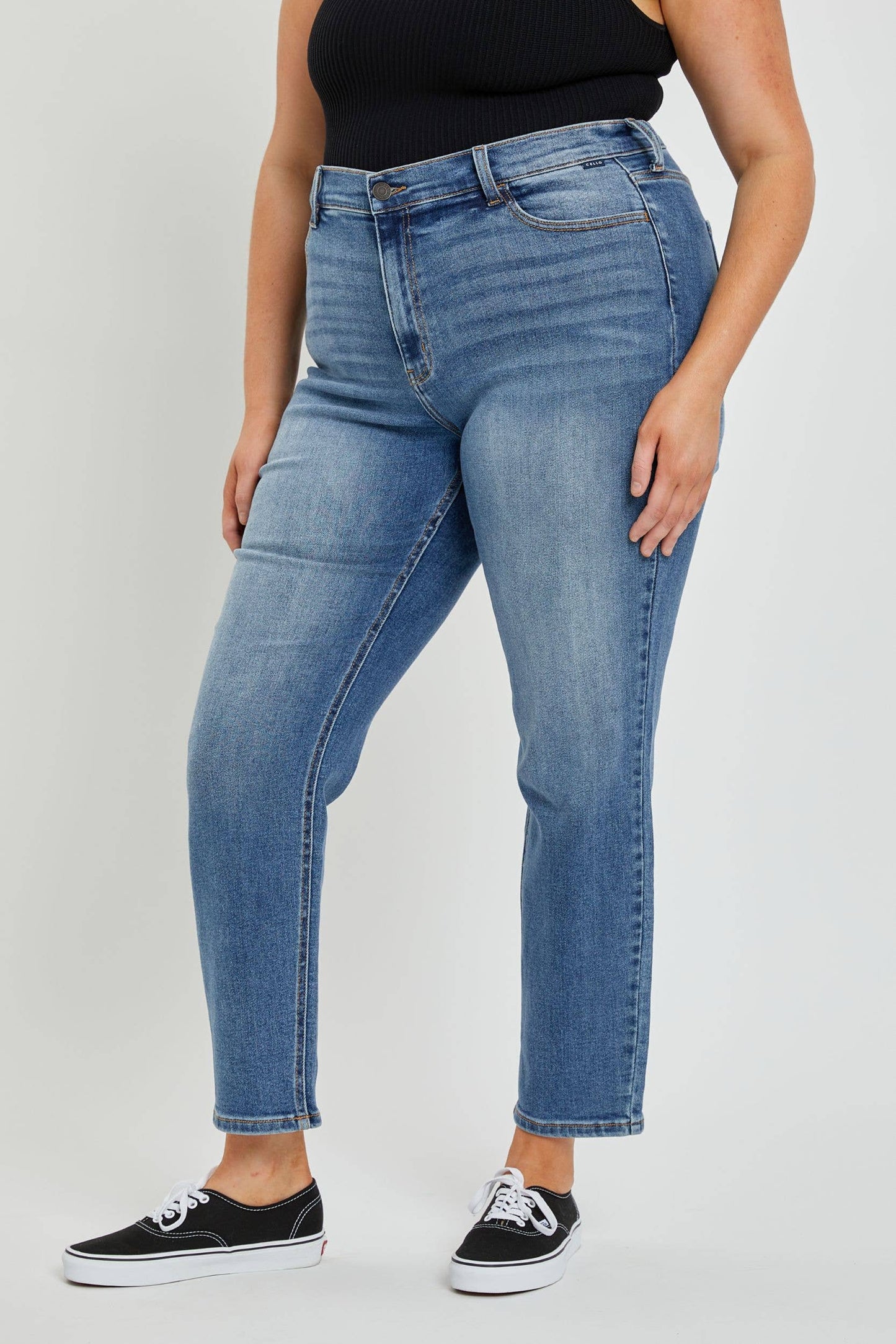 Callie Mom Jeans (Full Run)