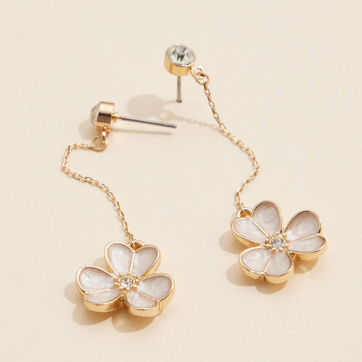 Pearl Petal Flower Dangle | Earrings with Rhinestones