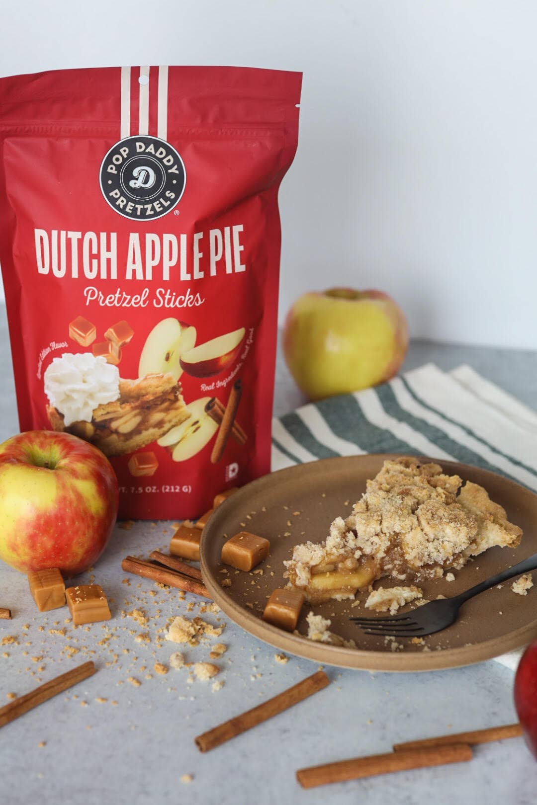 Dutch Apple Pie Pretzels