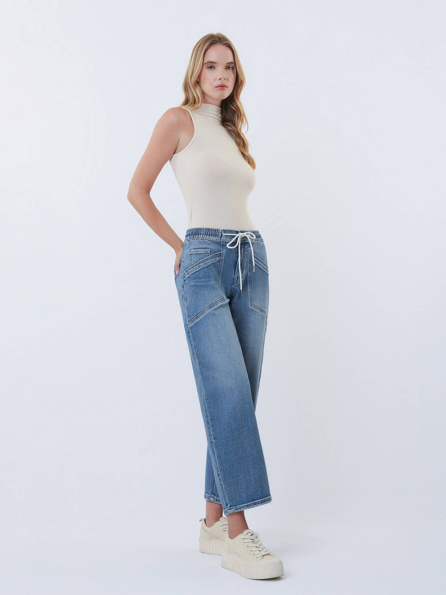 Nova Jeans