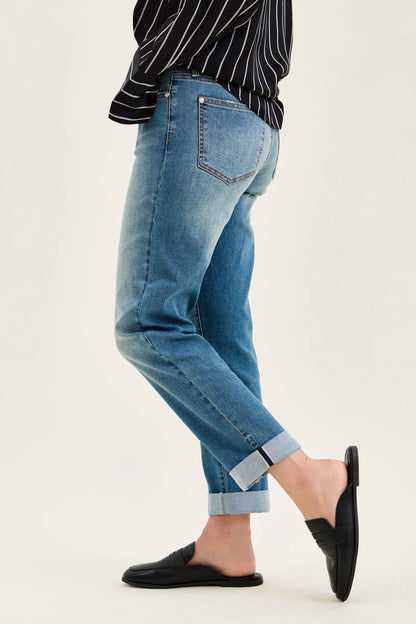 Upright Jeans