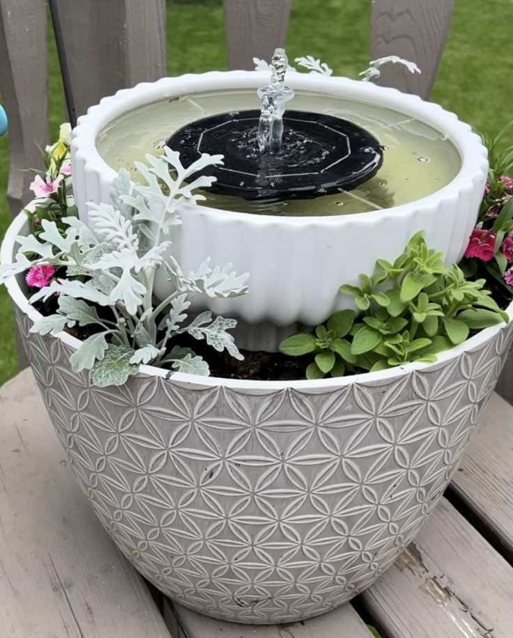 LED Lighted Fountain Disc