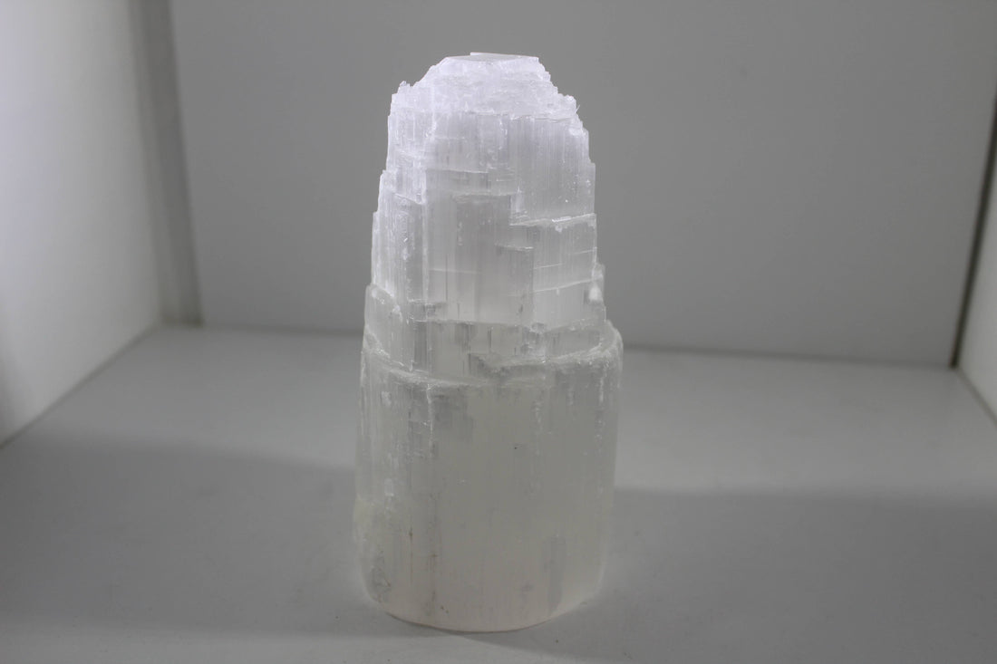 Selenite Lamp Single Tower 15cm