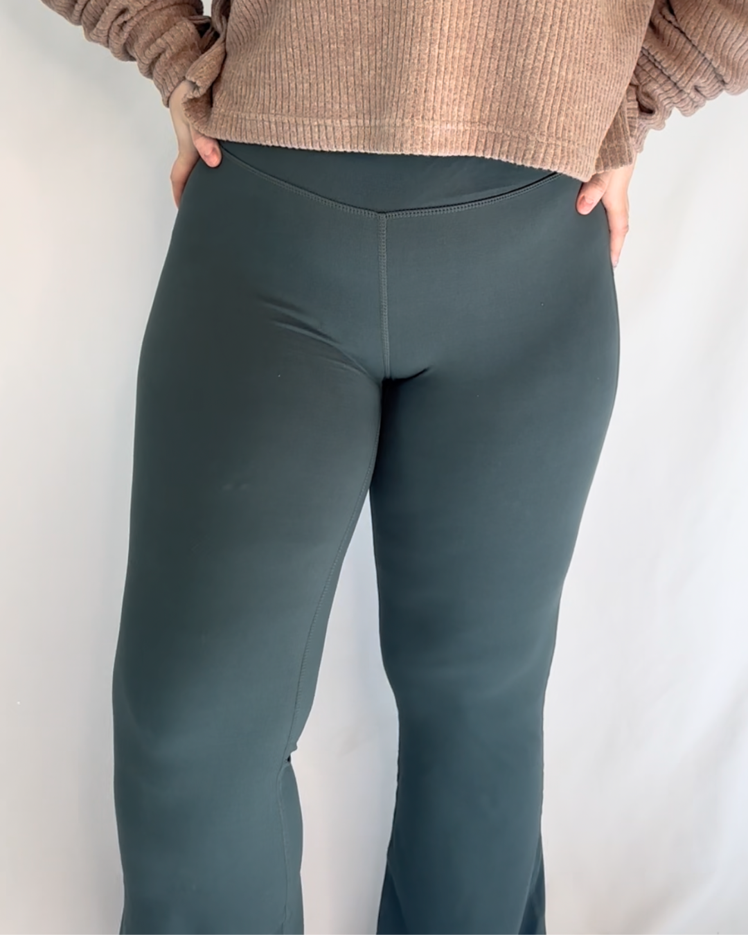 The Essential Yoga Pants (Full Run)