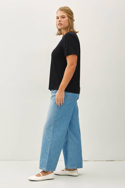 Mia Tee (Curvy)