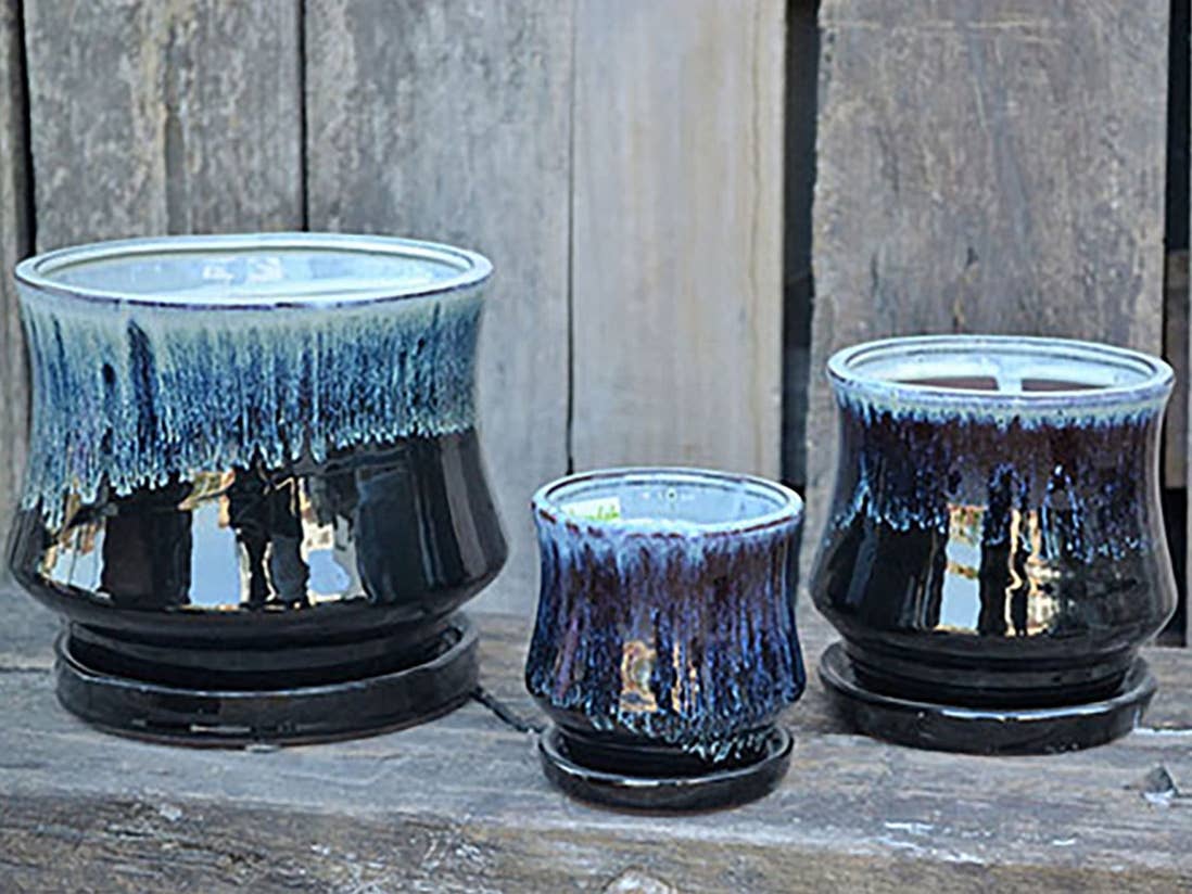 Lily Pot - White/Black