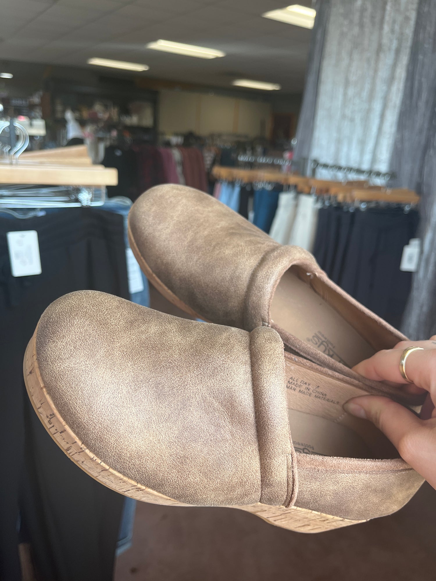 All Day Clogs