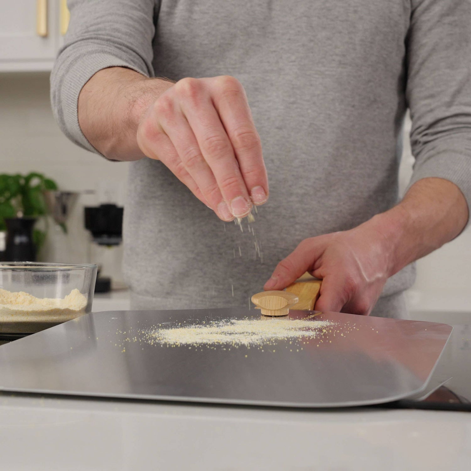 Old Stone Foldable Pizza Peel With Folding Handle, 14x16-In