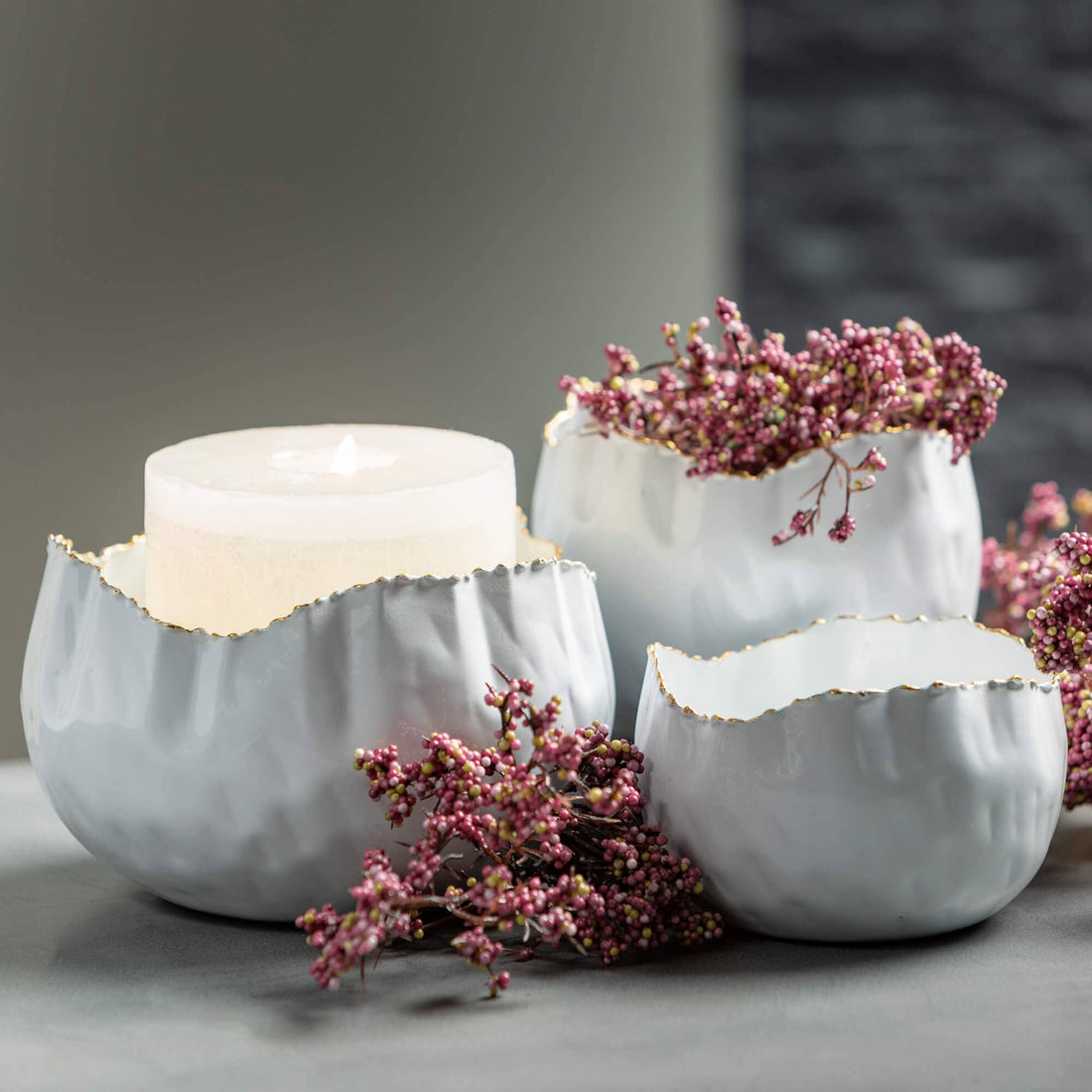 Scalloped Edge Pots