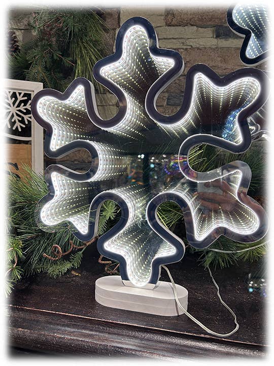 Snowflake Infinity Light