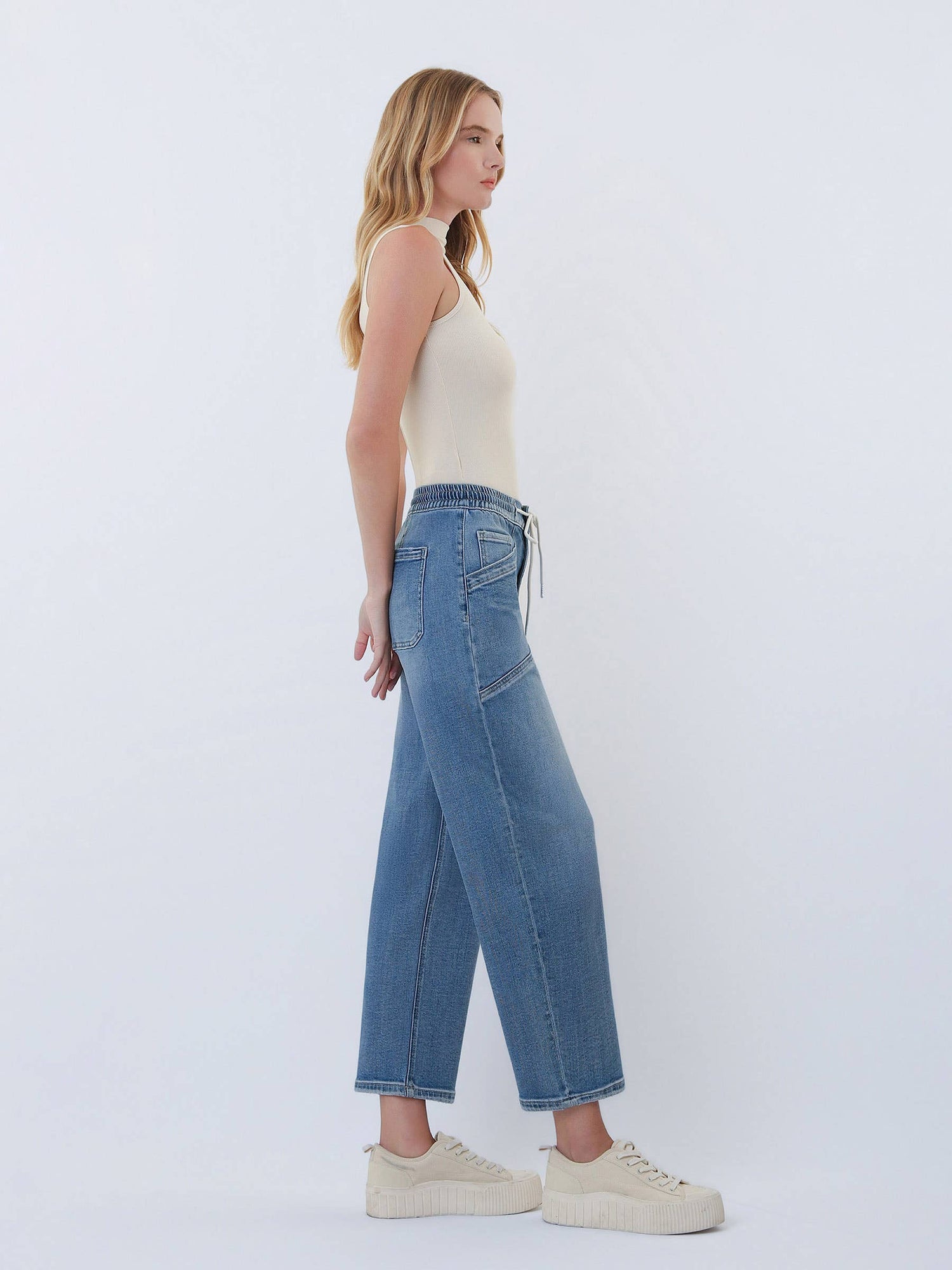 Nova Jeans