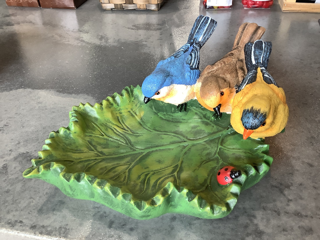 Leaf Bird Feeder