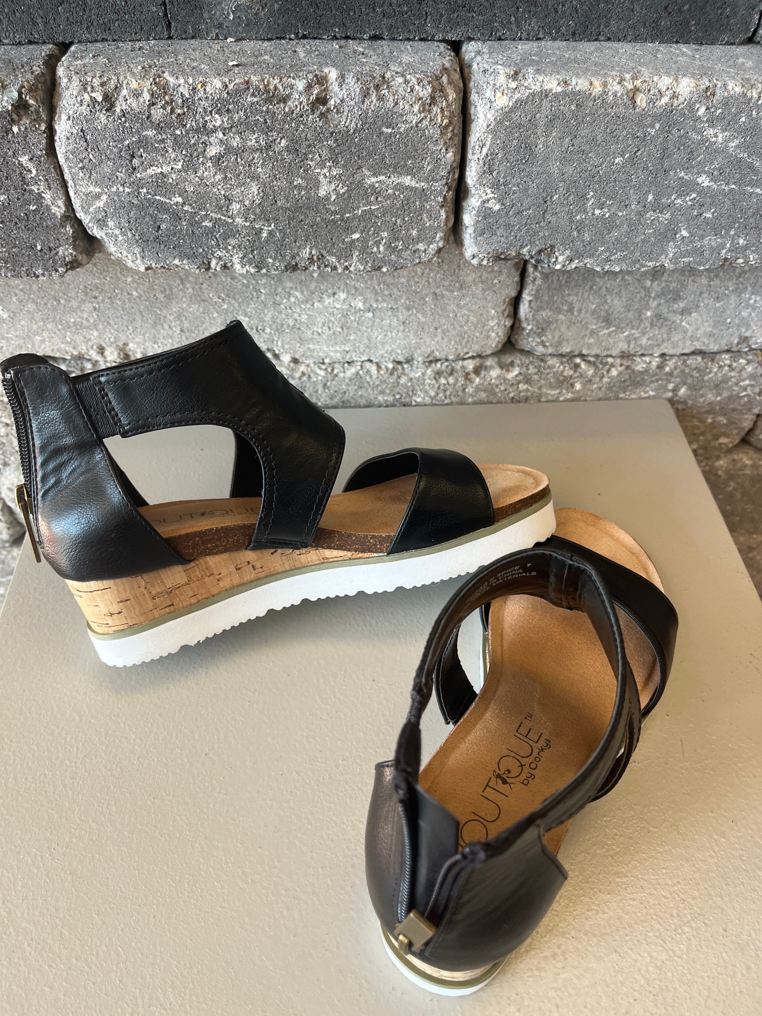 Sugar N Spice Wedge