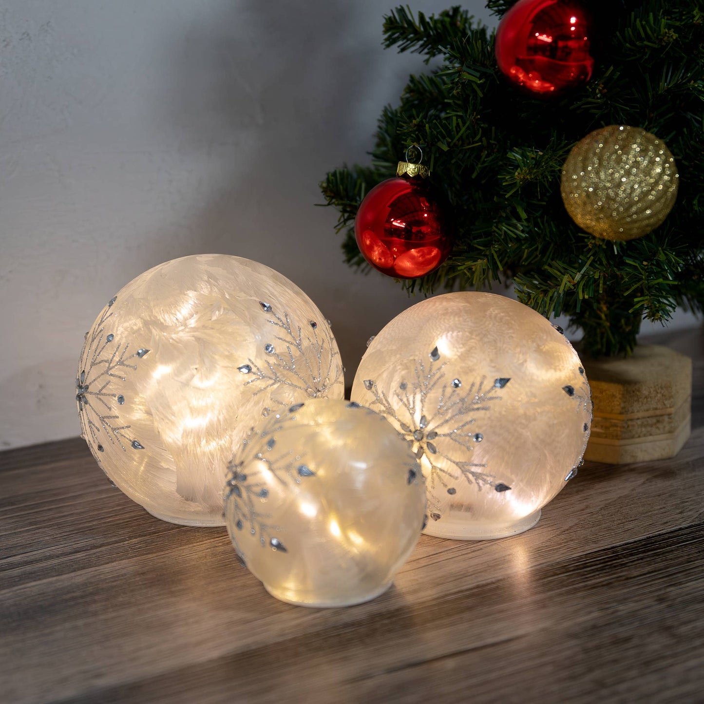 Glass Snowflake Globes - S/3