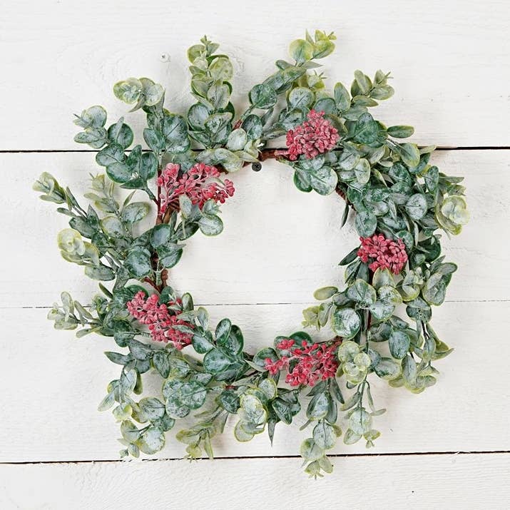 Eucalyptus Candle Ring w/ Berries