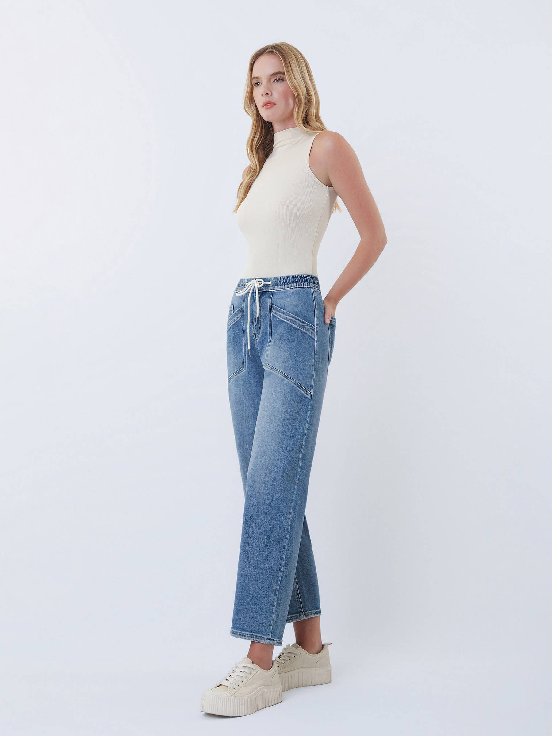 Nova Jeans