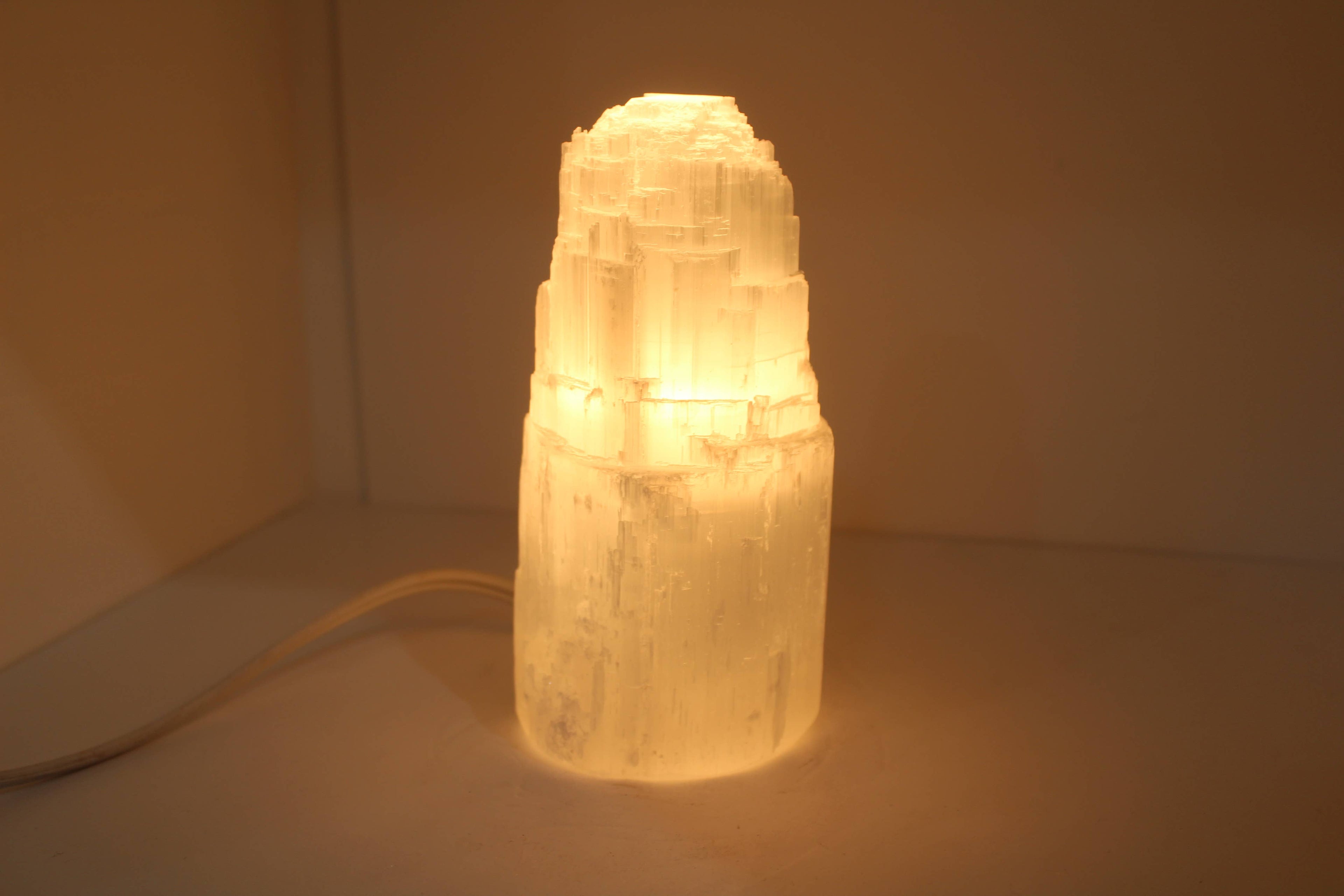 Selenite Lamp Single Tower 15cm