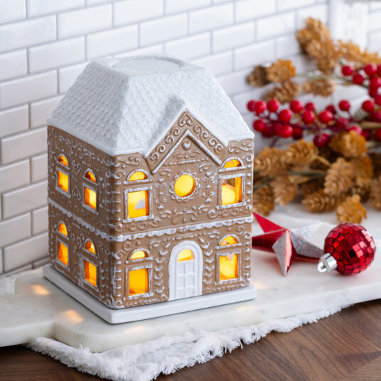 Gingerbread House Candle Warmer